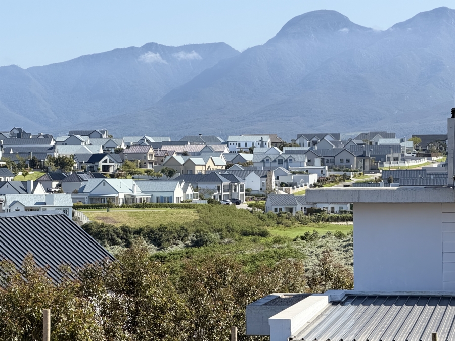 0 Bedroom Property for Sale in Kingswood Golf Estate Western Cape